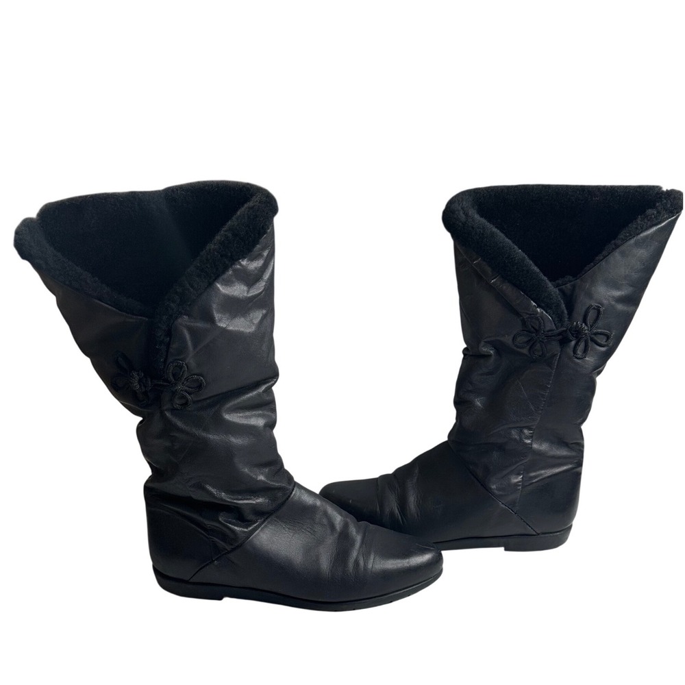 Vintage Black Leather Mid Calf Boots Faux Fur Lined Frog‎ Closure Canada 8M chic